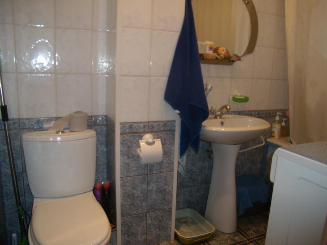 Продаётся 2-х комнатная квартира улучшенной планировки на 9 этаже. - Новотроицк