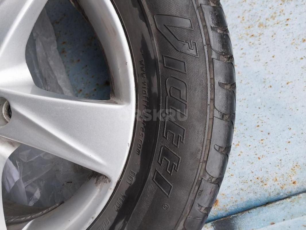 ПРОДАМ КОЛЕСА В ХОРОШЕМ СОСТОЯНИИ 195/65/15 стояли на кия, подходят на многие авто корейского, японс - Орск