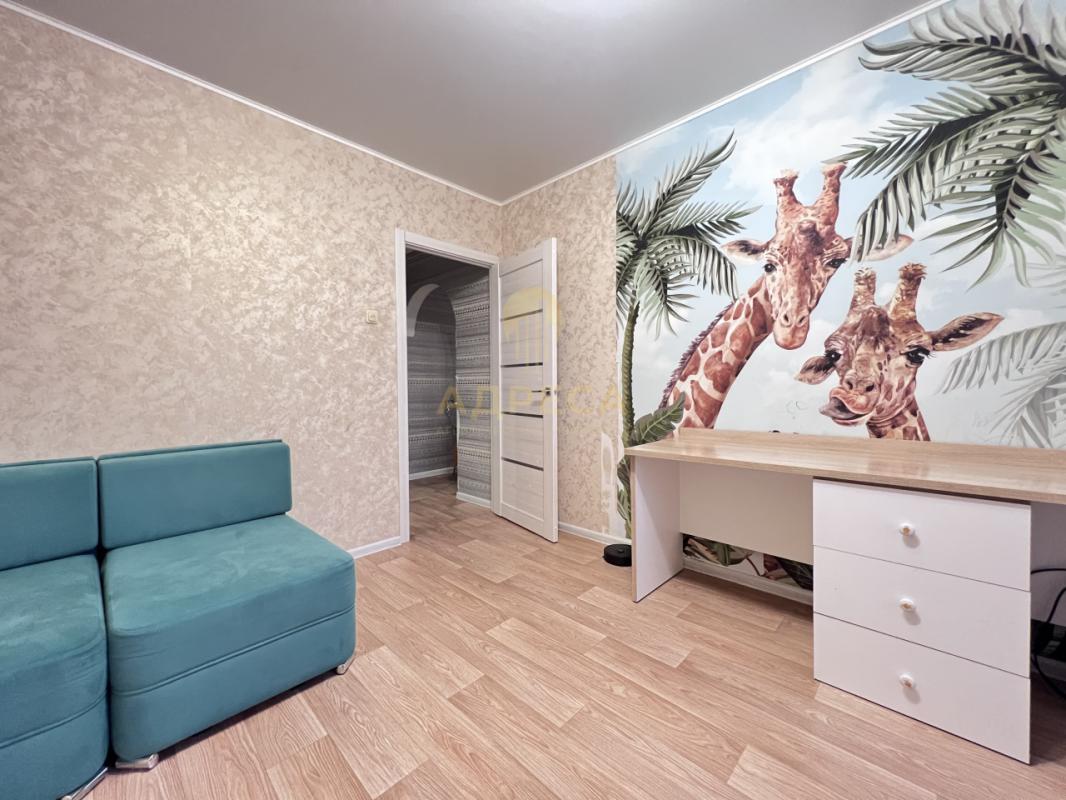 Продается 3-кoмнатнaя квартира нa 4 - этаже 9-ти этажного дома! - Оренбург