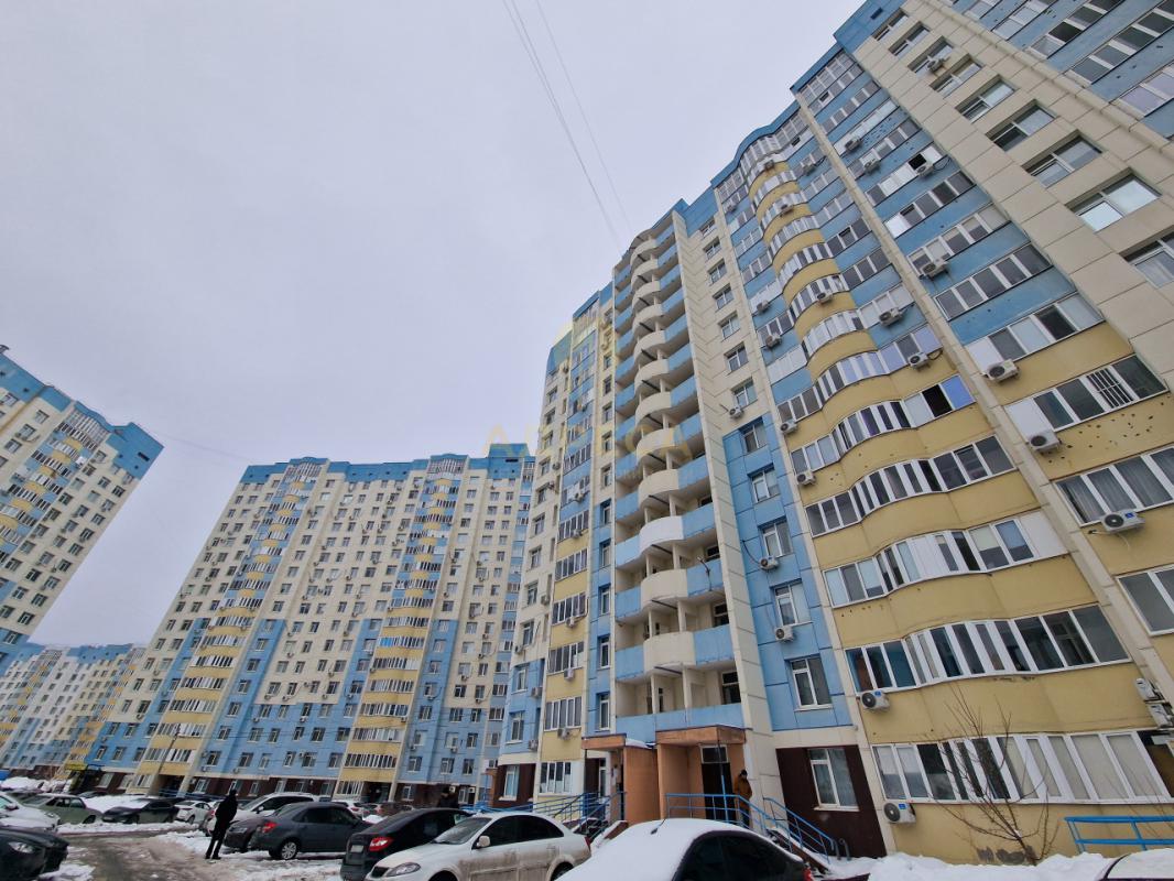 Продается светлая квартира 47 кв. - Оренбург