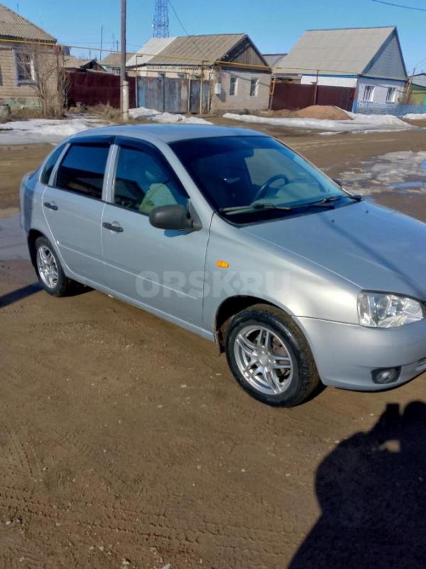 Продам ВАЗ в отличном состоянии эур стекло подъемники музыка сигнализации центр замок двигатель коро - Новоорск