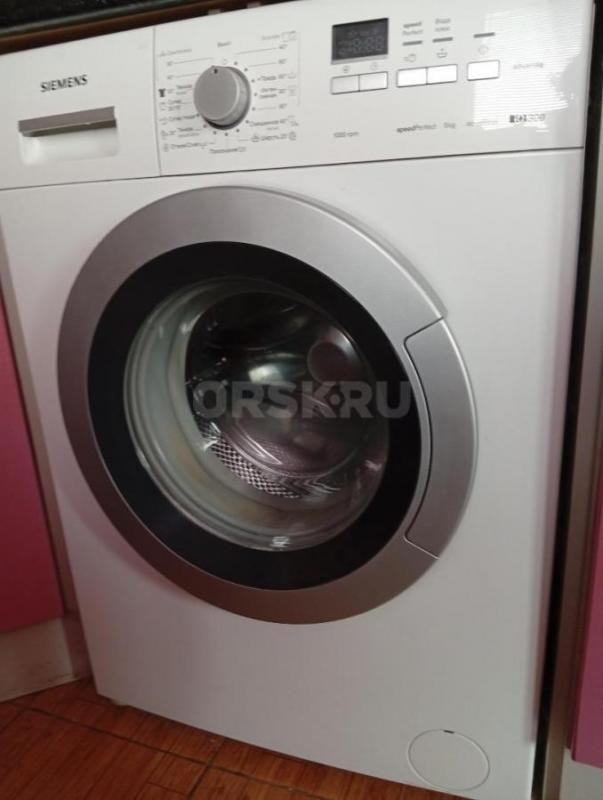 Продам стиральную машинку Siemens, в не рабочем состоянии. - Орск