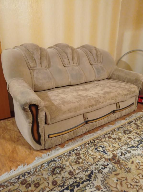 Продается раскладной диван с выдвижным механизмом . - Новотроицк