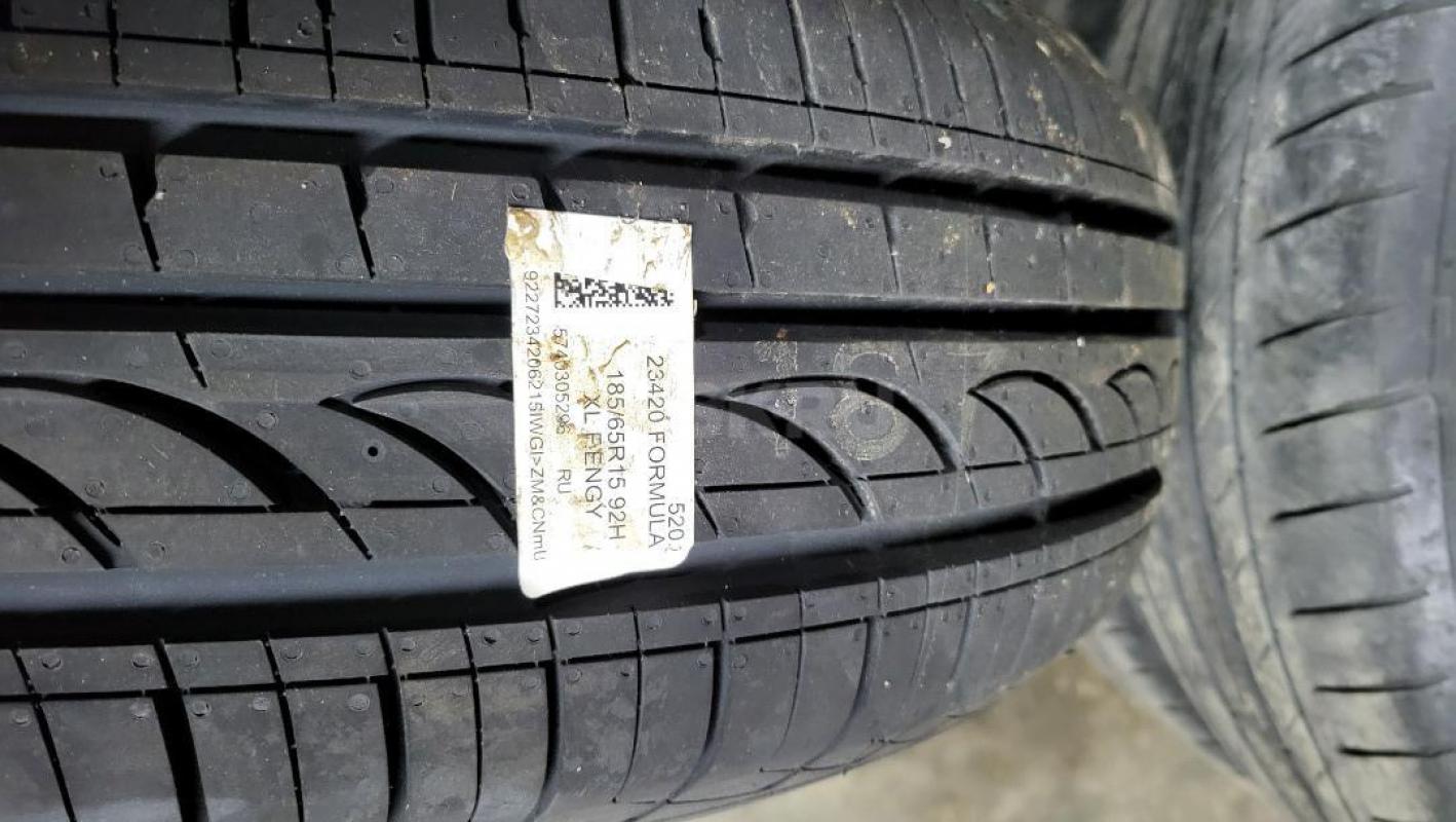 Продам абсолютно новую резину 185/65/15. - Орск