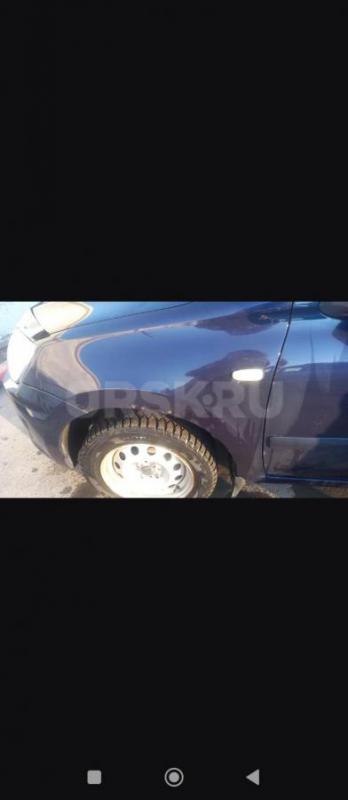 Продам гранту, состояние среднее, есть места по кузову требующие внимания на фото видно. - Орск