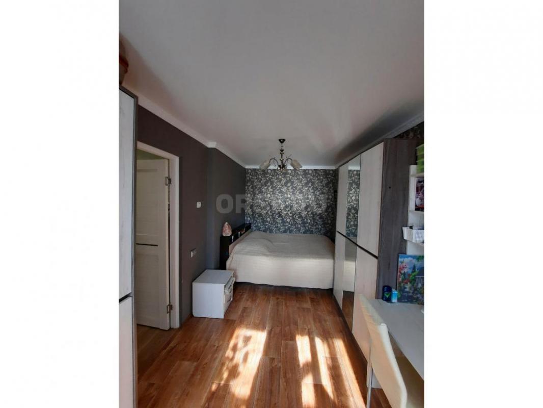 Отличный вариант уютной двухкомнатной квартиры на втором этаже девятиэтажного дома по пр-ту Ленина 1 - Орск