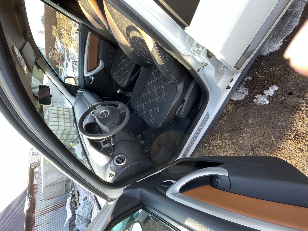 Машина использовалась как семейный автомобиль,ухожена,не прокурена(в семье никто не курит)не такси и - Орск