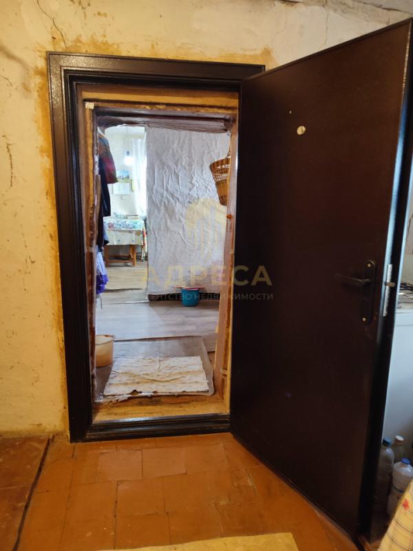 Продается  дом в центре села Сакмара, по улице Фельдшерская,общей площадью 36 квадратных метров. - Сакмара