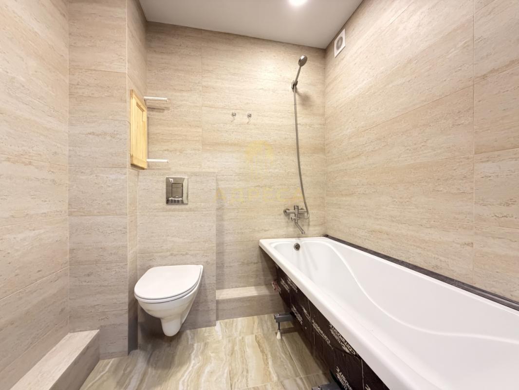 Продается квартира по адресу ул. - Оренбург