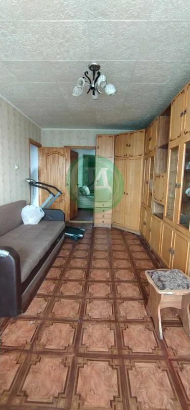 Продаётся уютная двухкомнатная квартира площадью 43.7 квадратных метров на пятом этаже пятиэтажного - Орск