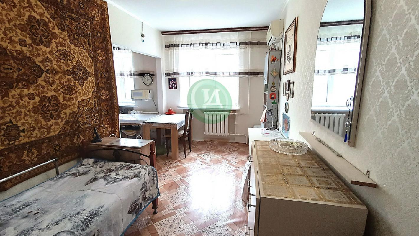 Продам уютную 2-х  комнатную квартиру на ул. - Орск