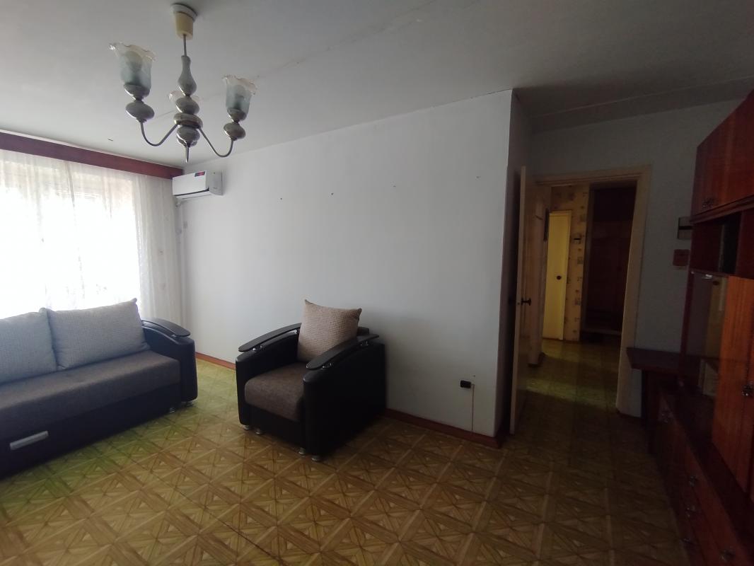 Комфортное жилье в кирпичном доме, для молодых семей и одиноких жильцов! - Новотроицк