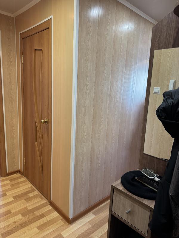 Продаётся двухкомнатная квартира площадью 41,9 кв. - Гай