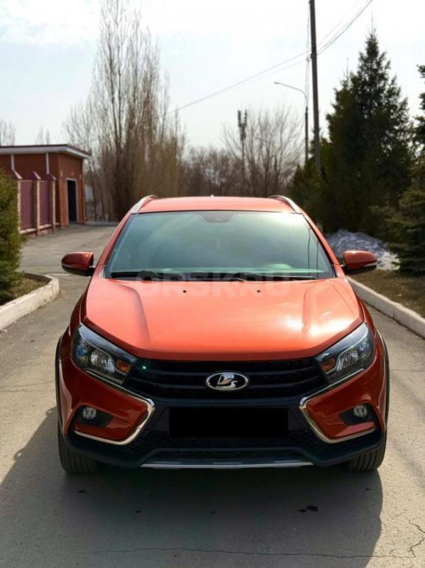 Продам Lada Vesta SW cross 
2 собственника, (Я собственник)пробег трассовый, машина без вложений, с - Орск