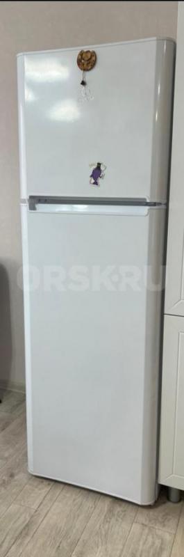 Холодильник Индезит ноуфрост, высота 170см. - Орск