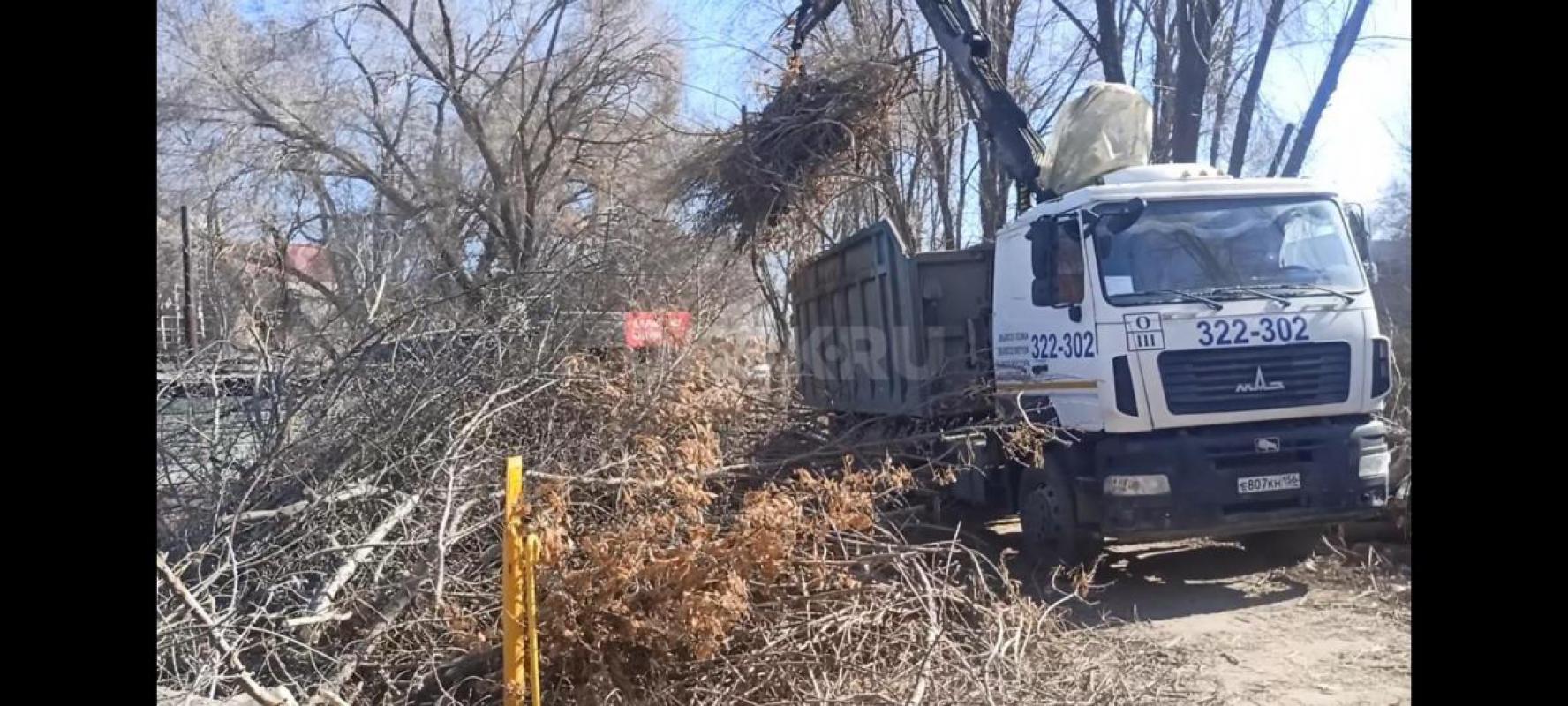 Услуги ломовоза ( хапуга ) 
Вывоз мусора в Орске и Оренбургской области
+++ЕСТЬ ЛИЦЕНЗИЯ НА ВЫВОЗ - Орск