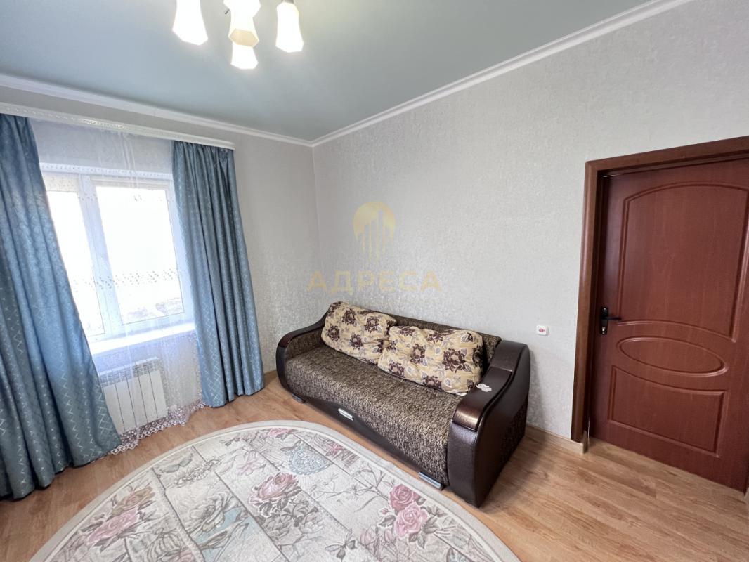 Продаётся просторный и надёжный дом для большой семьи в поселке Ленина ( Заречье) со всей необходимо - Ленина