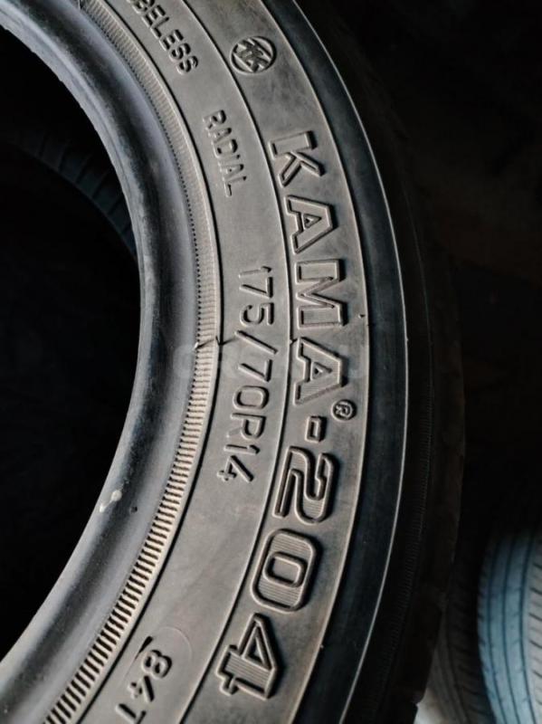 Летние шины 4 шт в хорошем состоянии, два баллона Yokohama 185/65 R14, два баллона Кама 175/70 R14, - Орск