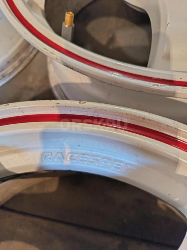 Продам легкосплавные диски Sakura возможно ковка в отличном состоянии, лёгкие, производство Япония. - Орск