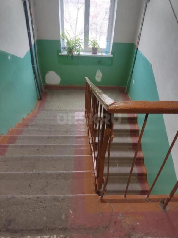 Продам в центре города трехкомнатную квартиру площадью 58,20 квадратных метра. - Орск