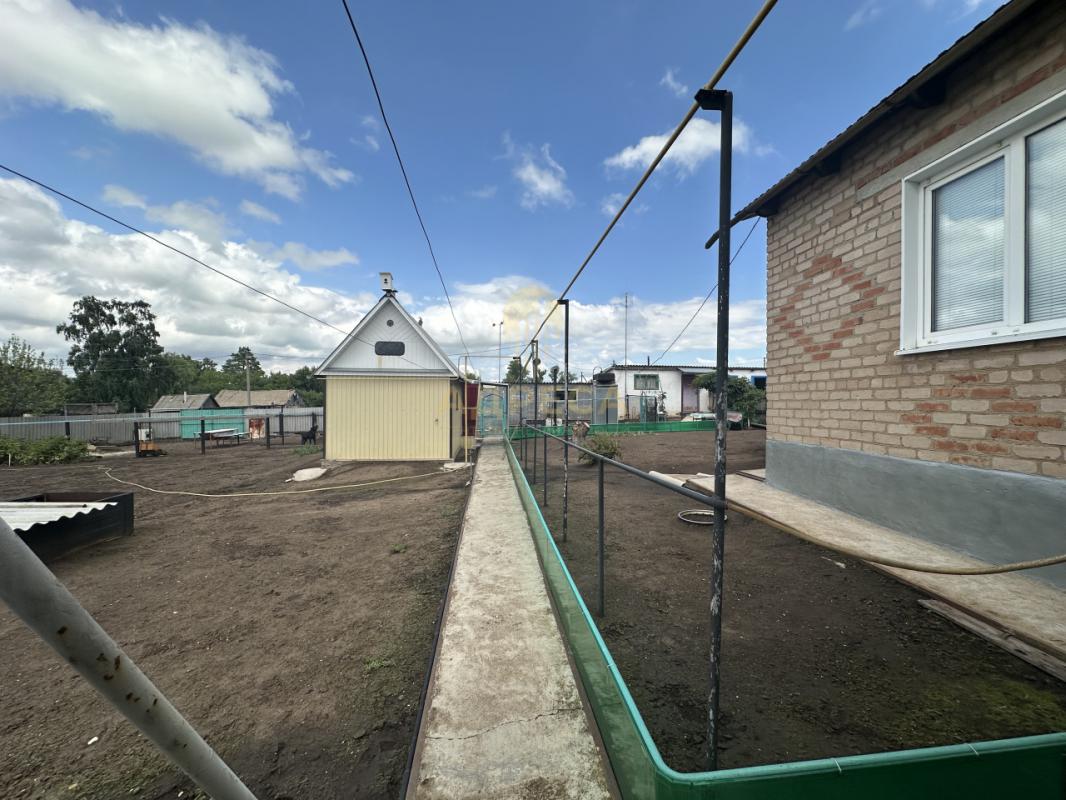 Продается уютный дом в поселке с развитой инфраструктурой!📍 Расположение: 50 км от г. - Сакмара