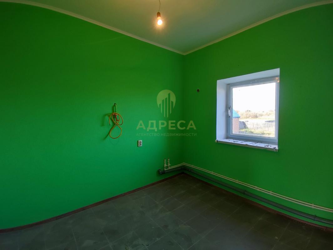 Продаётся новый двухэтажный дом площадью 96,6 квадратных метровв Сакмарском районе на участке 12 сот - Украинка