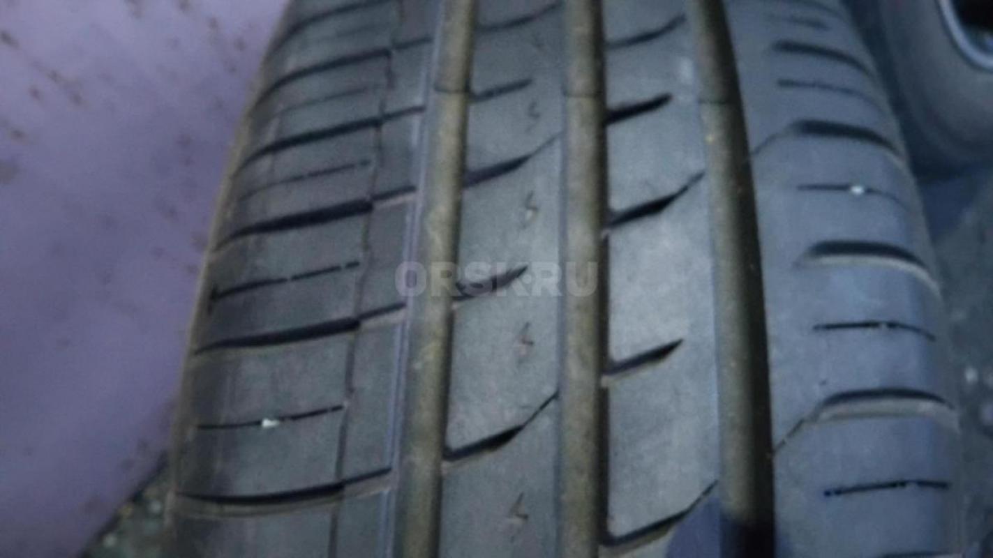 Продам комплект летней резины,на литых дисках, в отличном состоянии,2025 г. - Орск