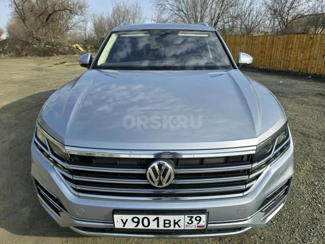 VOLKSWAGEN TOUAREG в Полной Комплектации = Автомобиль Дилерский - АБСОЛЮТНО в ИДЕАЛЬНОМ Состоянии - - Орск