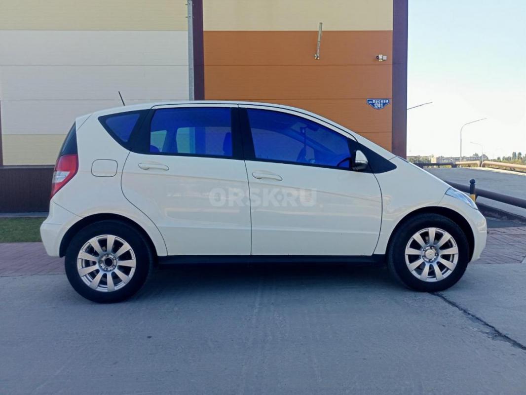 Продам Мерс двигатель бензиновый объём 1.7 литра, коробка автомат, два комплекта колёс зима лето на - Гай