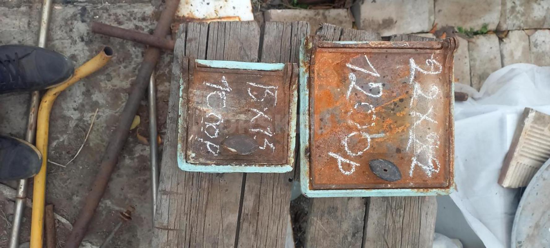 Продам запчасти для печи б/у: плита, дверцы, духовка - Орск