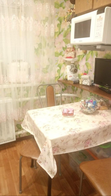 Продам (в связи с переездом)теплый благоустроенный дом на Северном по ул. - 