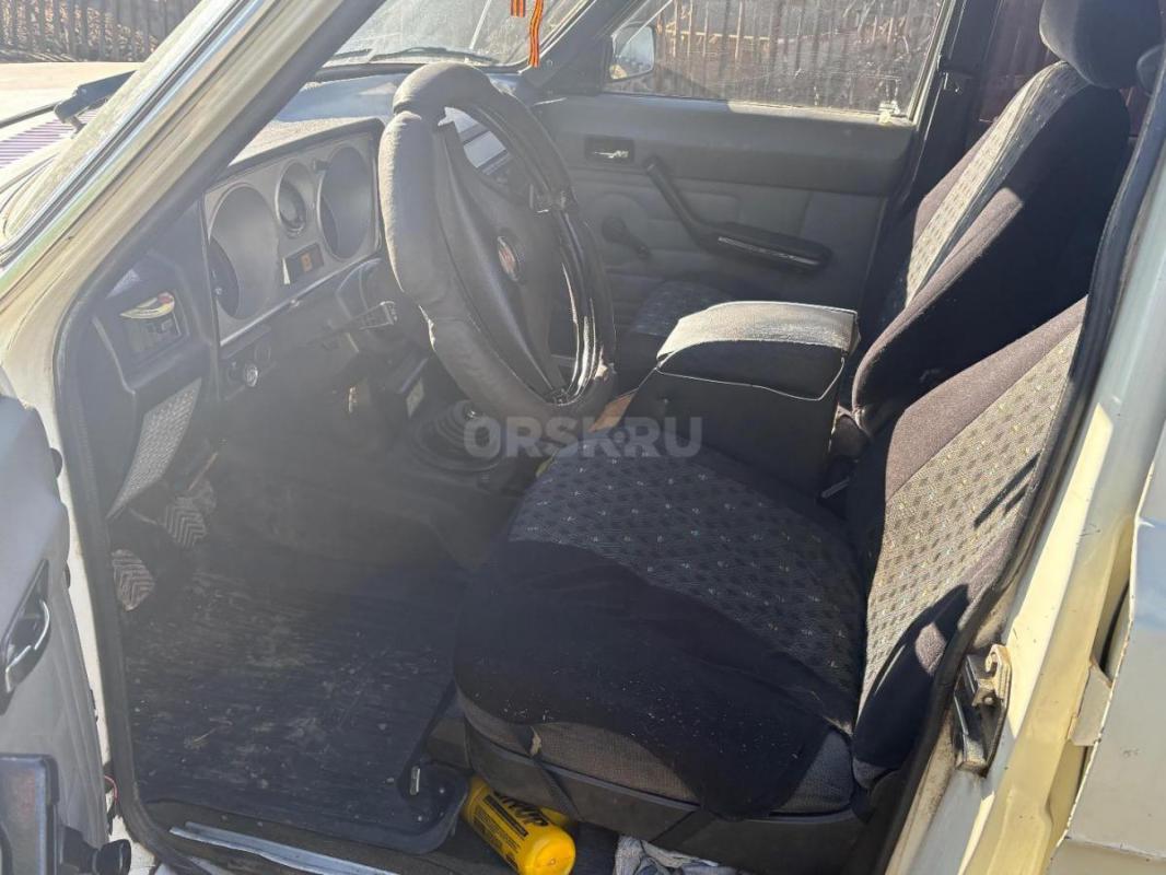 Продам Волгу в хорошем состоянии, двигатель 402, кпп 5тиступка, резина зима-лето на дисках, торг у к - Орск