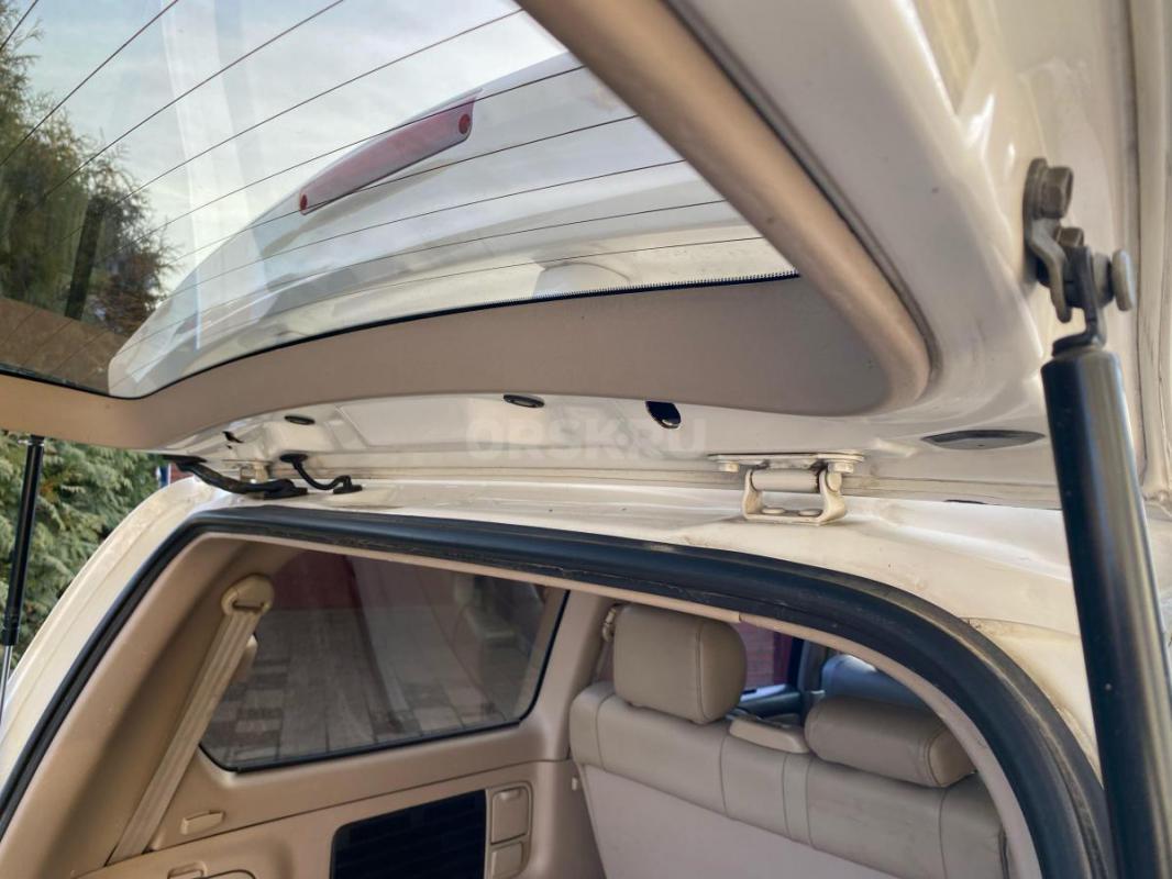 Продам личный автомобиль Land Cruiser 100. - Орск