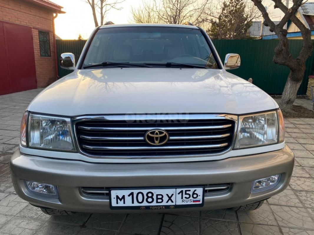 Продам личный автомобиль Land Cruiser 100. - Орск