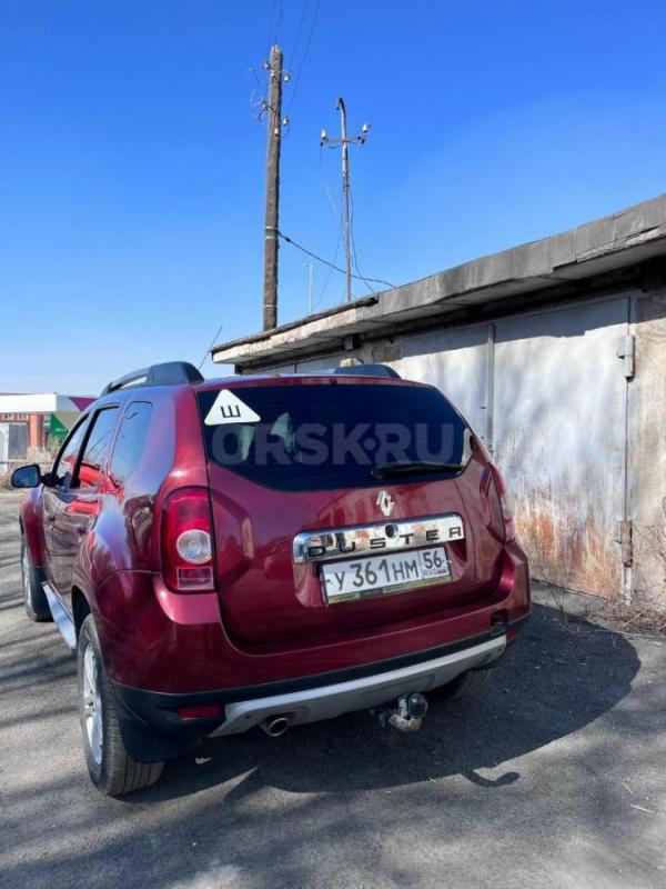 Гаражное хранение, второй владелец, комплект зимней резины на дисках - Орск