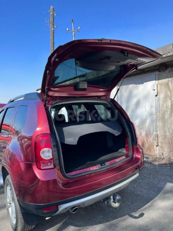 Гаражное хранение, второй владелец, комплект зимней резины на дисках - Орск