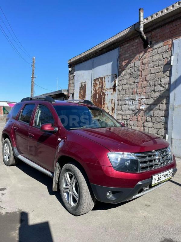 Гаражное хранение, второй владелец, комплект зимней резины на дисках - Орск