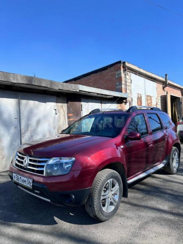 Гаражное хранение, второй владелец, комплект зимней резины на дисках - Орск