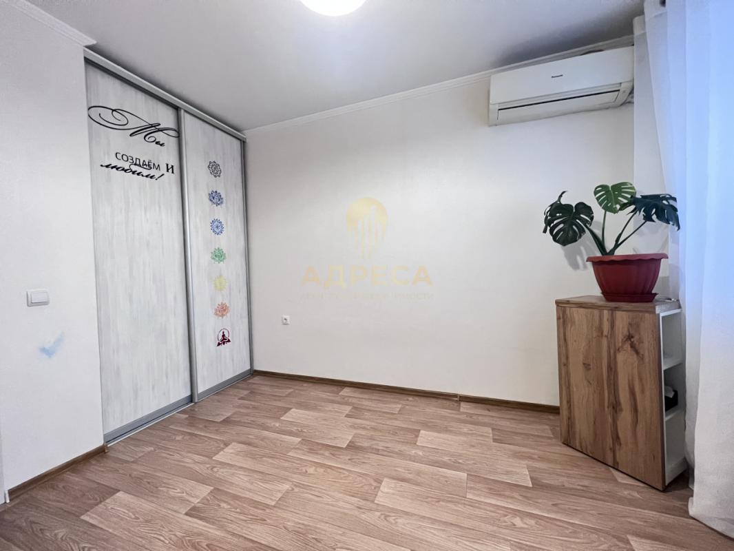 Продается 3-кoмнатнaя квартира нa 4 - этаже 9-ти этажного дома по адресу ул. - Оренбург