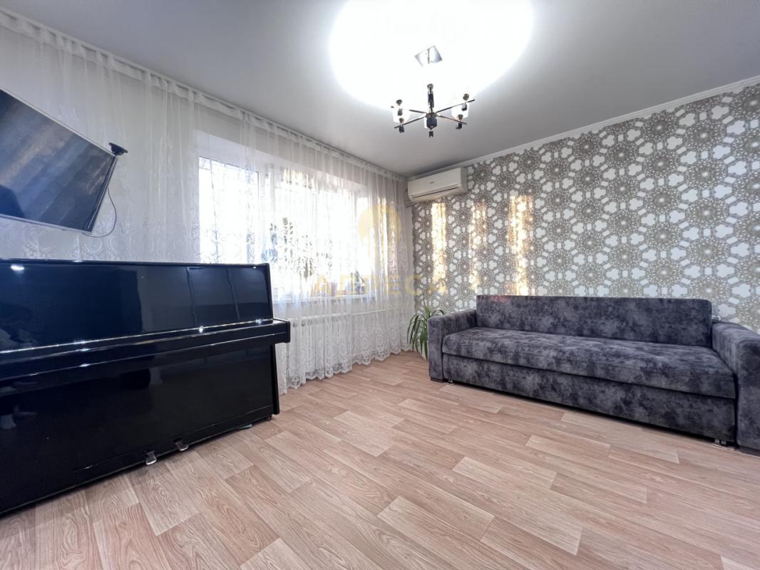 Продается 3-кoмнатнaя квартира нa 4 - этаже 9-ти этажного дома по адресу ул. - Оренбург