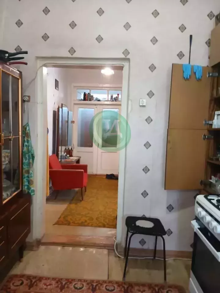 Продам дом на 2-х хозяев, квартирный статус. - Орск