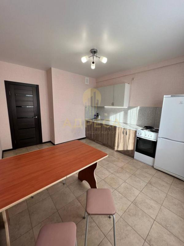 Предлагаем вашему вниманию просторную и уютную двухкомнатную квартиру площадью 59,6 кв. - Оренбург