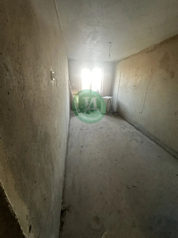 Продам 2 комнатную квартиру в 5 этажном доме на 2 этаже. - Орск