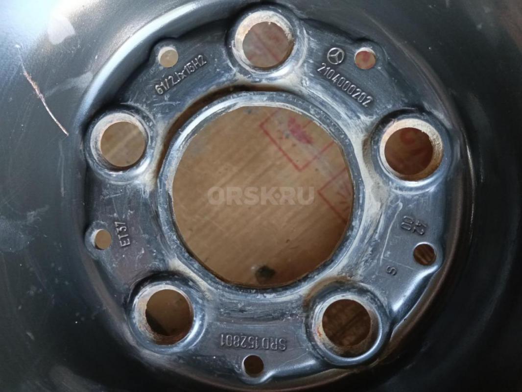 продам 3 колеса всборе 195/65/15 стояли на мерседесе докатать лето или кому нужны диски за 3000 рубл - Орск