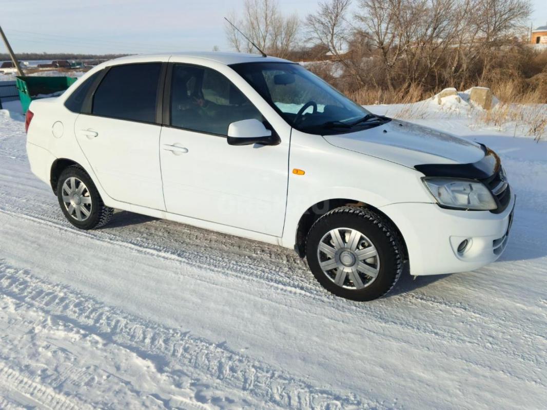 Продам Ладу Гранту в отличном состоянии на ПОЛНОЦЕННОМ ЯПОНСКОМ АВТОМАТЕ. - Орск