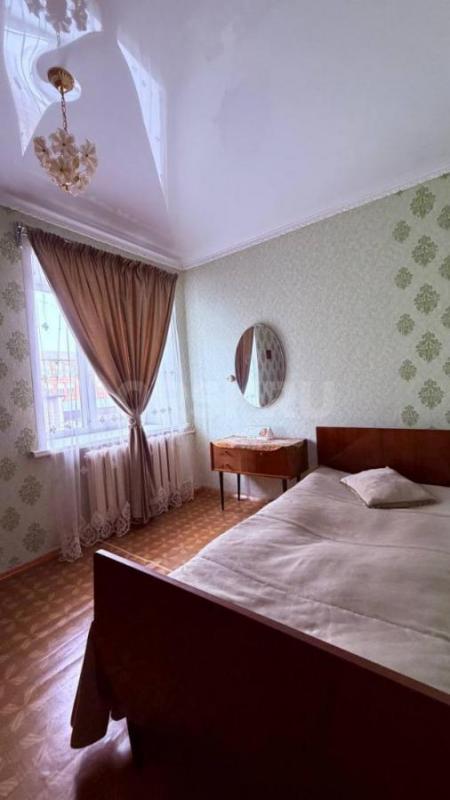 Продаю 3-х комнатную квартиру( маломерка), общей площадью 42 кв. - Орск