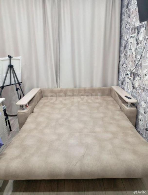Продам прямой раздвижной диван "Лира", б/у в хорошем состоянии. - Орск