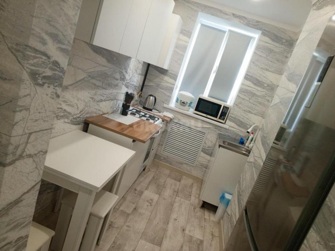 Сдается трёхкомнатная квартира после нового капитального ремонта , все коммунальные платежи включены - Орск