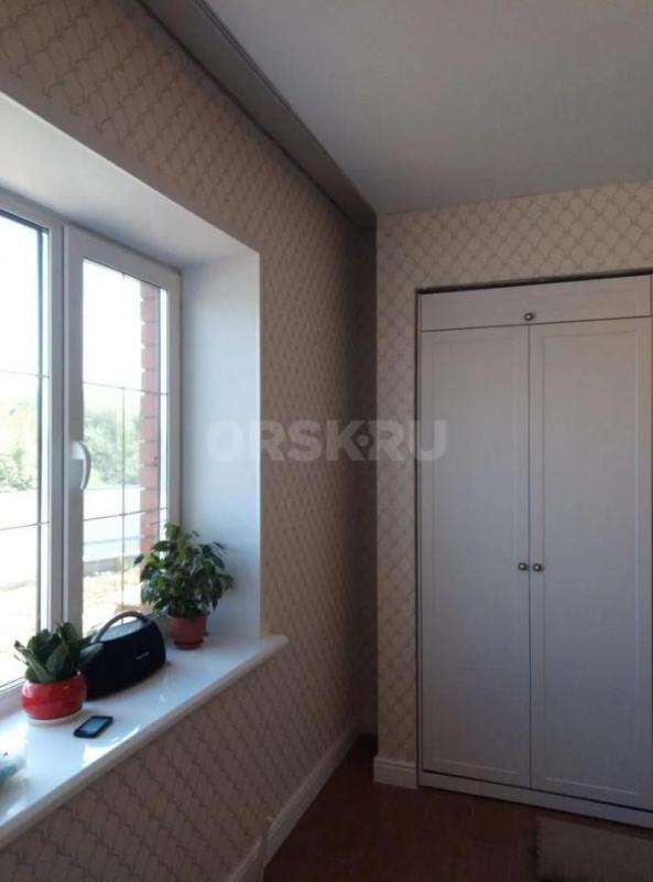 Девушка оклеит обои !!! - Орск