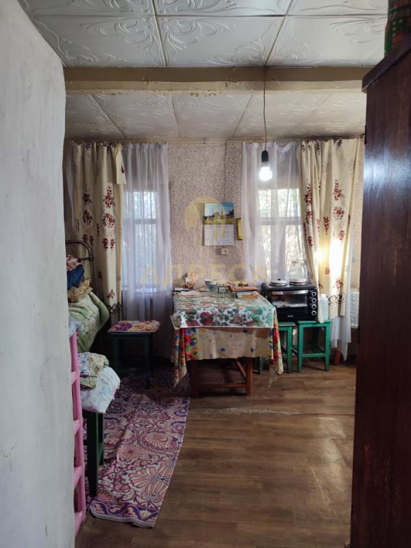 Продается  дом в центре села Сакмара, по улице Фельдшерская,общей площадью 36 квадратных метров. - Сакмара